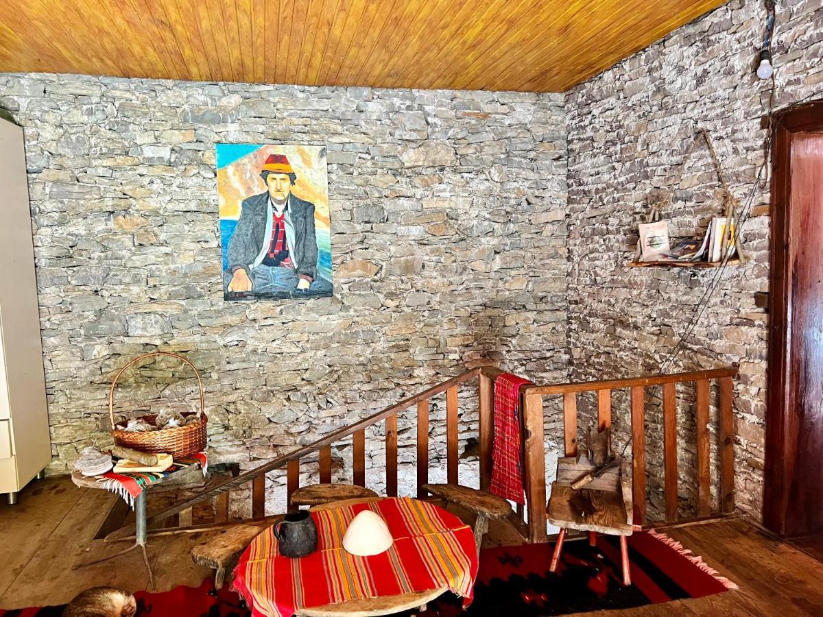 Neomalsore Agrotourism, Komani Lake Hotel Екстериор снимка